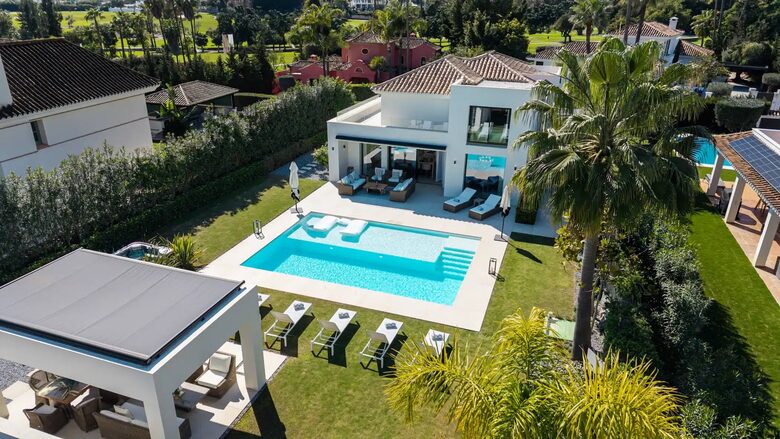 Elevated Elegance in Marbella’s Prestigious Golf Valley - Marbella, Spain