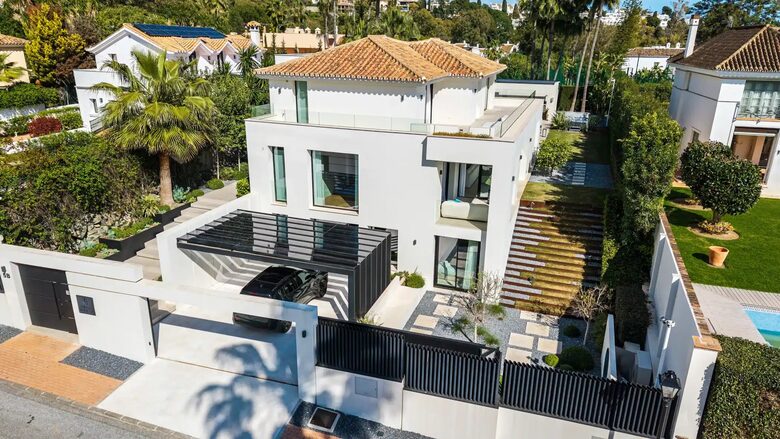 Elevated Elegance in Marbella’s Prestigious Golf Valley - Marbella, Spain