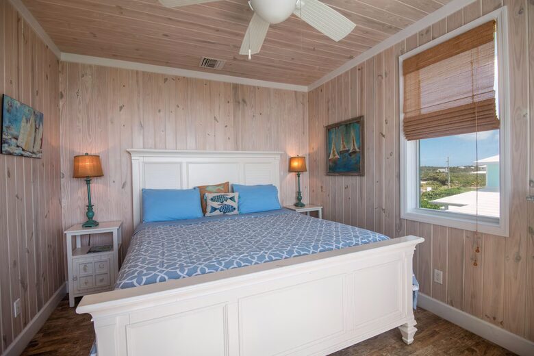 Panoramic Sea Views & Six King Suites in the Abacos - Elbow Cay, Bahamas