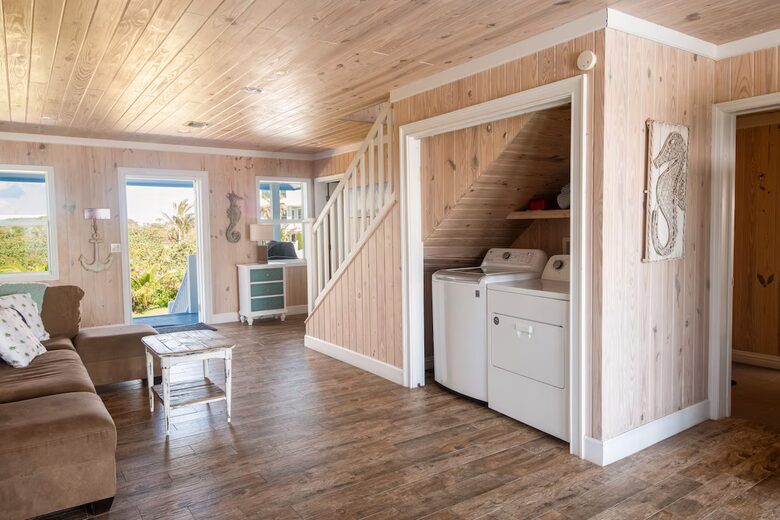 Panoramic Sea Views & Six King Suites in the Abacos - Elbow Cay, Bahamas