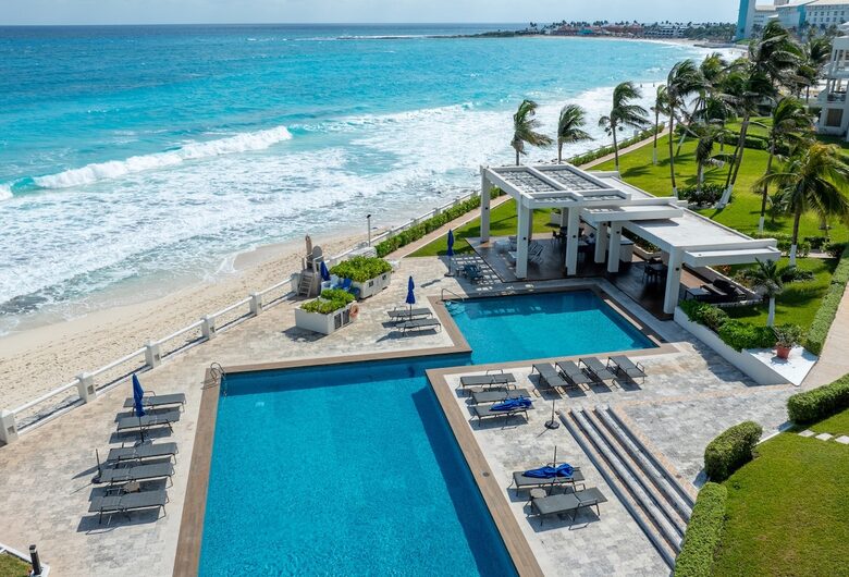 Premier Beachfront Living at Villa Nizuc - Cancún, Mexico