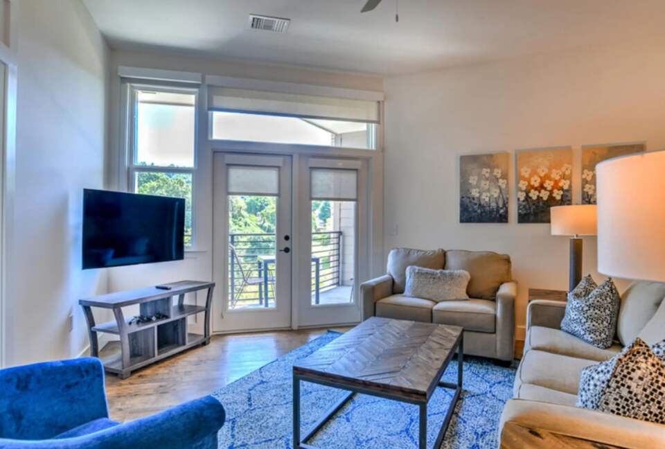 Open Floor Plan with Sleeper Queen Size Sleeper Sofa