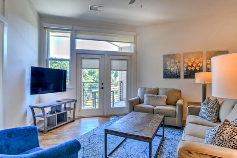 Open Floor Plan with Sleeper Queen Size Sleeper Sofa