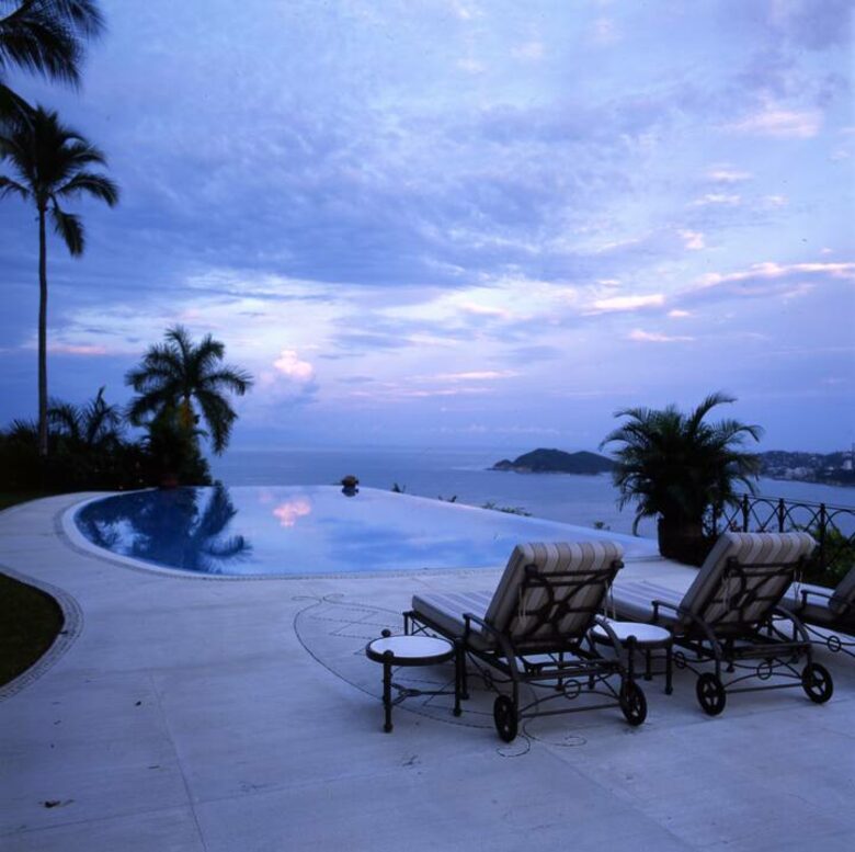 Elevated Elegance Over Acapulco Bay - Acapulco, Mexico