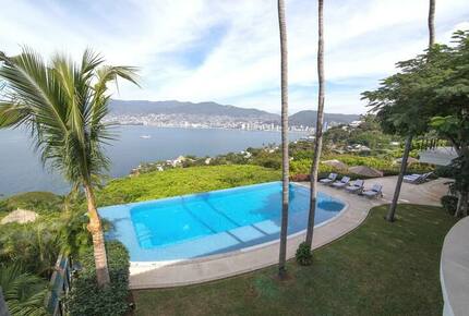 Elevated Elegance Over Acapulco Bay - Acapulco, Mexico