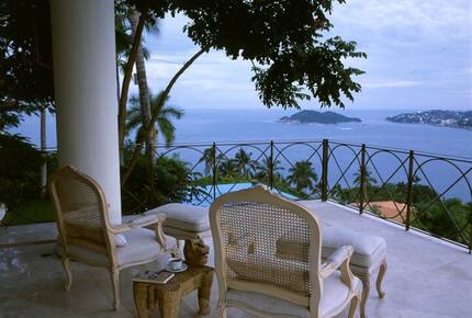 Elevated Elegance Over Acapulco Bay - Acapulco, Mexico