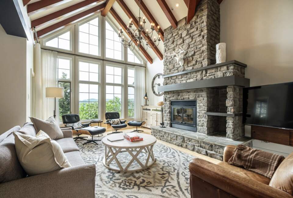 Ski in/ Ski Out Elegance Just Steps from the Village - Mont-Tremblant, Canada