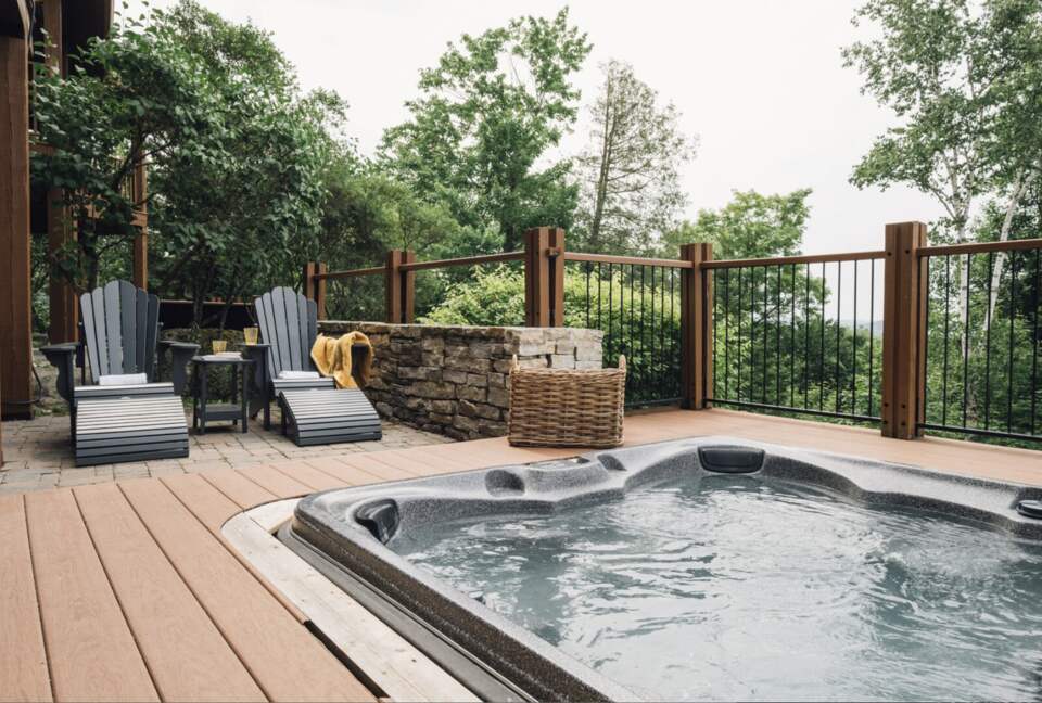 Ski in/ Ski Out Elegance Just Steps from the Village - Mont-Tremblant, Canada