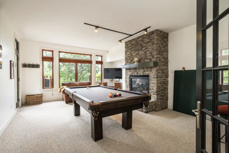 Ski in/ Ski Out Elegance Just Steps from the Village - Mont-Tremblant, Canada