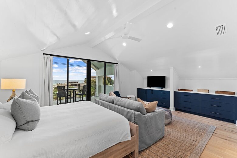 A Modern Harborfront Haven - Destin, Florida
