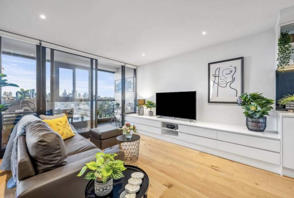 Cityscape Elegance on Melbourne’s Edge with Resort-Style Amenities - Brunswick, VIC, Australia