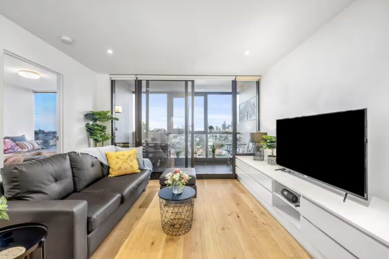 Cityscape Elegance on Melbourne’s Edge with Resort-Style Amenities - Brunswick, VIC, Australia