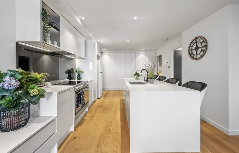 Cityscape Elegance on Melbourne’s Edge with Resort-Style Amenities - Brunswick, VIC, Australia