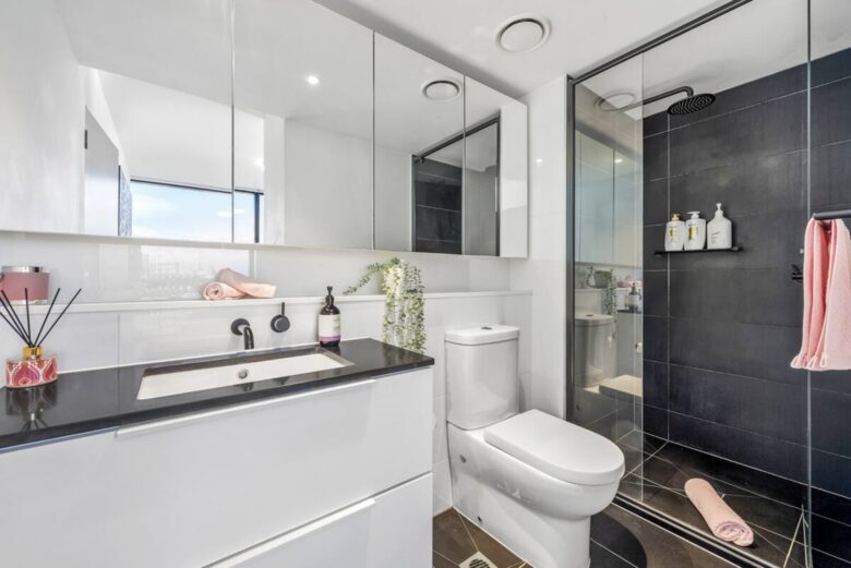 Cityscape Elegance on Melbourne’s Edge with Resort-Style Amenities - Brunswick, VIC, Australia