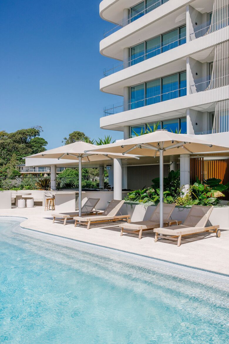 Elegant Sky-High Coastal Retreat Overlooking Kirra Beach - Gold Coast, Australia