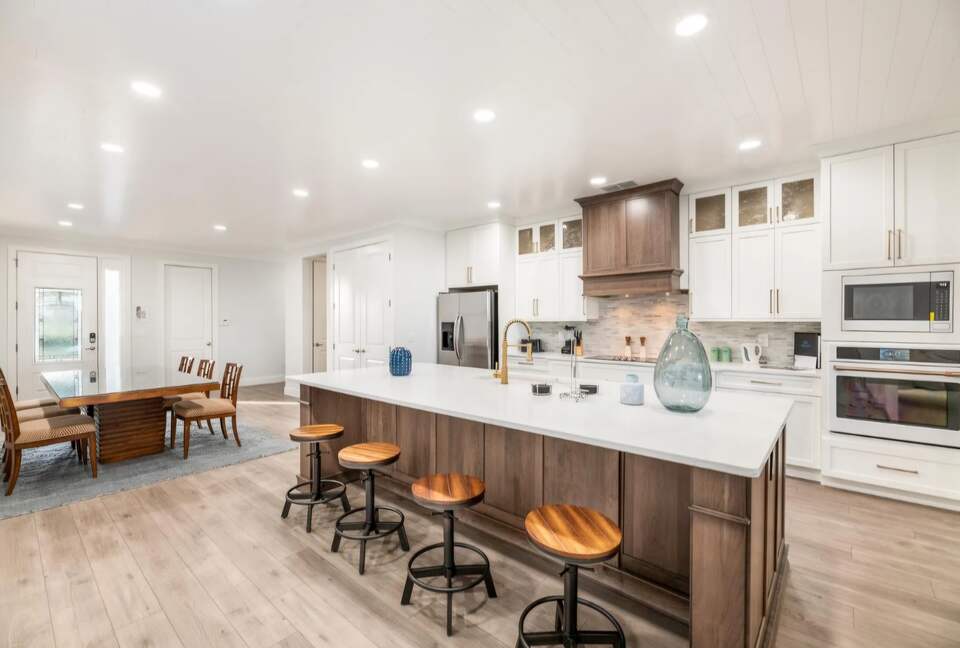 Elegant Encore Villa with Private Pool Near Orlando Attractions - Kissimmee, Florida