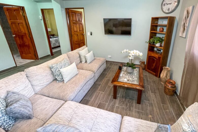 Flamingo Beachfront Retreat with Private Pool & Chef Option - Playa Flamingo, Costa Rica