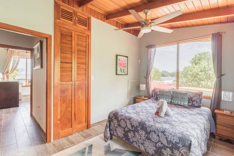Flamingo Beachfront Retreat with Private Pool & Chef Option - Playa Flamingo, Costa Rica