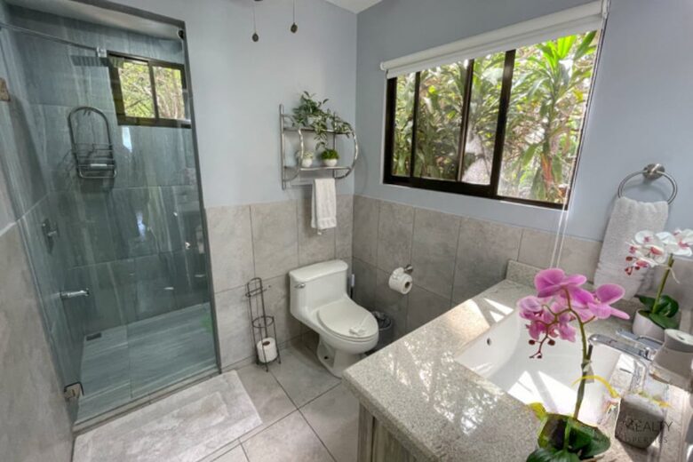 Flamingo Beachfront Retreat with Private Pool & Chef Option - Playa Flamingo, Costa Rica