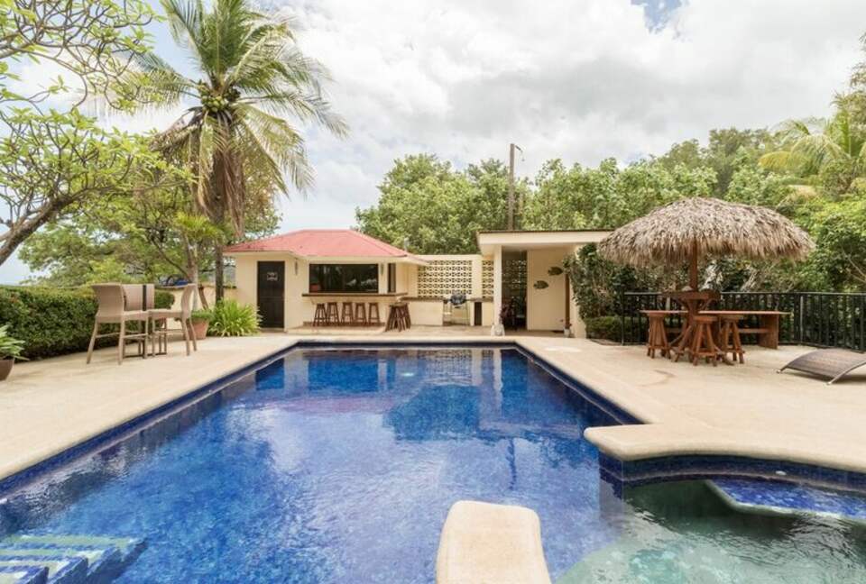 Flamingo Beachfront Retreat with Private Pool & Chef Option - Playa Flamingo, Costa Rica