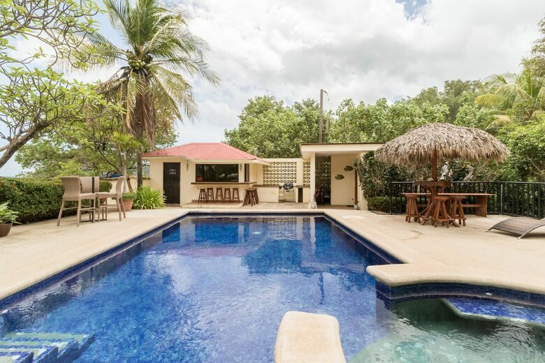Flamingo Beachfront Retreat with Private Pool & Chef Option - Playa Flamingo, Costa Rica