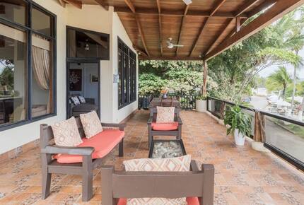 Flamingo Beachfront Retreat with Private Pool & Chef Option - Playa Flamingo, Costa Rica