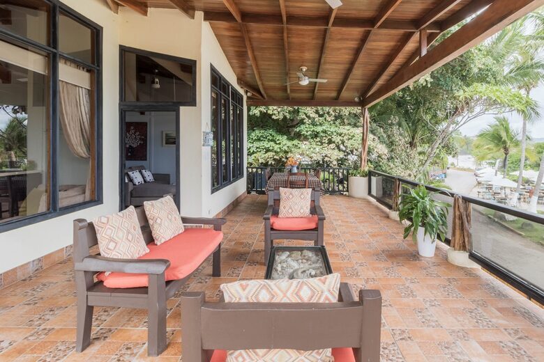 Flamingo Beachfront Retreat with Private Pool & Chef Option - Playa Flamingo, Costa Rica