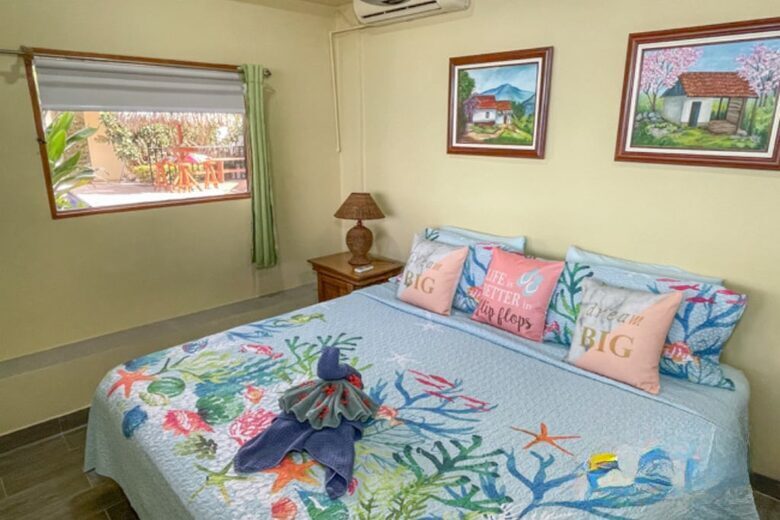 Flamingo Beachfront Retreat with Private Pool & Chef Option - Playa Flamingo, Costa Rica