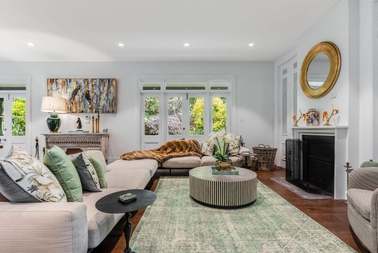 Elegant Mountain Escape in Leura's Leafy Heart - Leura, Australia