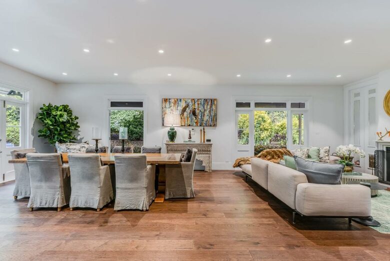 Elegant Mountain Escape in Leura's Leafy Heart - Leura, Australia