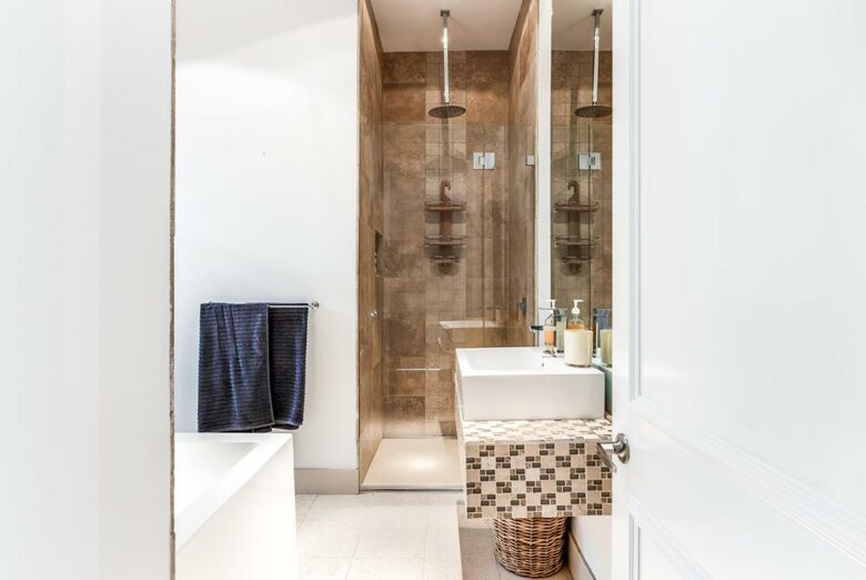 Elegant Mountain Escape in Leura's Leafy Heart - Leura, Australia