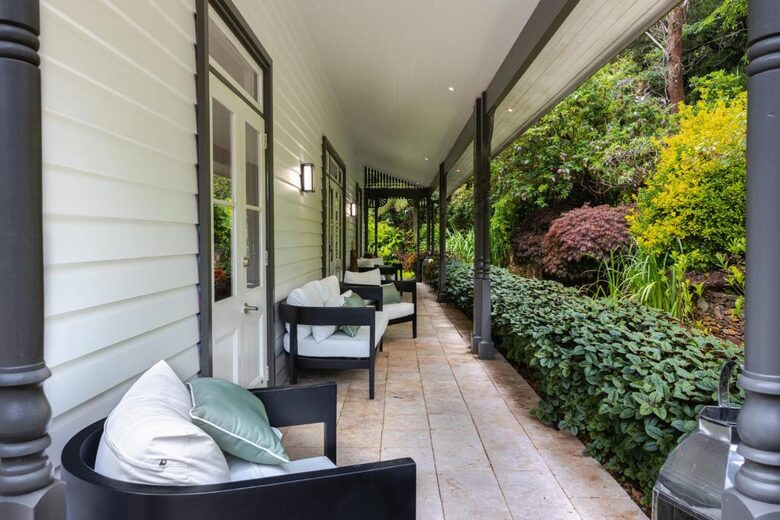 Elegant Mountain Escape in Leura's Leafy Heart - Leura, Australia