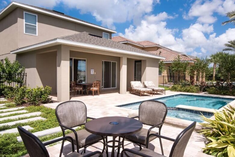 Elegant Encore Villa with Private Pool Near Orlando Attractions - Kissimmee, Florida