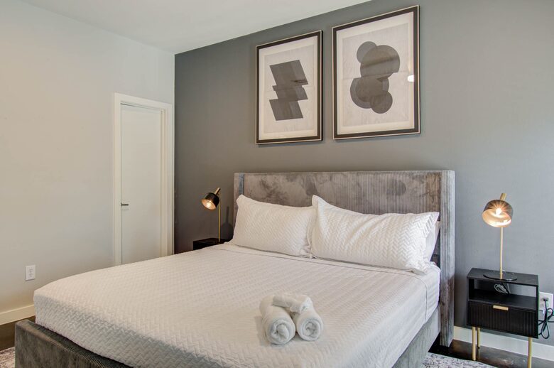 Urban Comfort in the Heart of Houston Heights - Houston, Texas