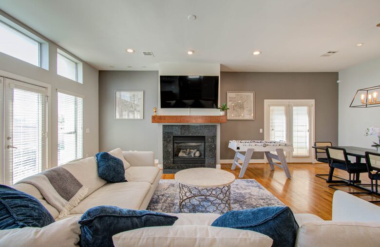 Urban Comfort in the Heart of Houston Heights - Houston, Texas