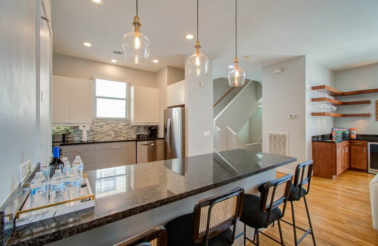 Urban Comfort in the Heart of Houston Heights - Houston, Texas