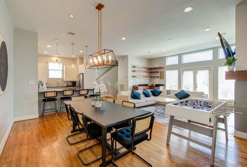 Urban Comfort in the Heart of Houston Heights - Houston, Texas
