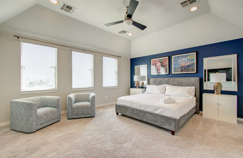 Urban Comfort in the Heart of Houston Heights - Houston, Texas