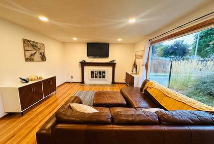 Cozy Comfort Near Downtown Portland - Portland, Oregon