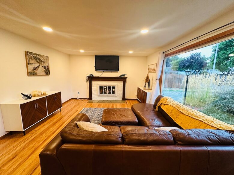 Cozy Comfort Near Downtown Portland - Portland, Oregon