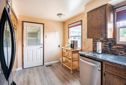 Cozy Comfort Near Downtown Portland - Portland, Oregon