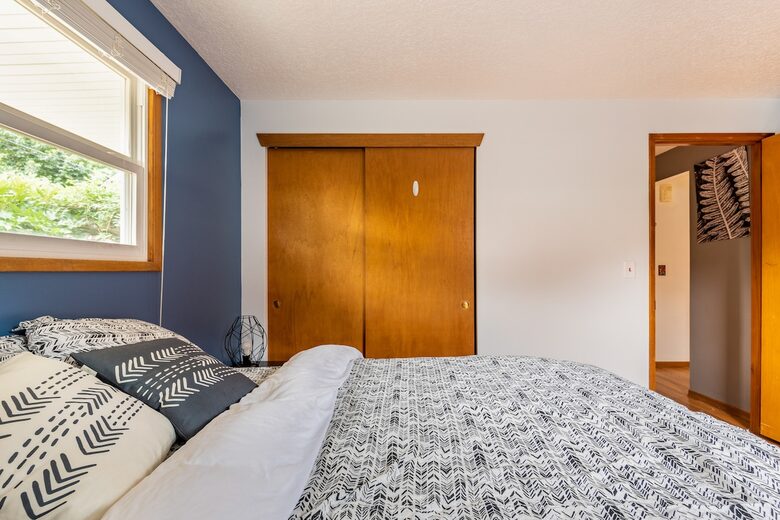 Cozy Comfort Near Downtown Portland - Portland, Oregon