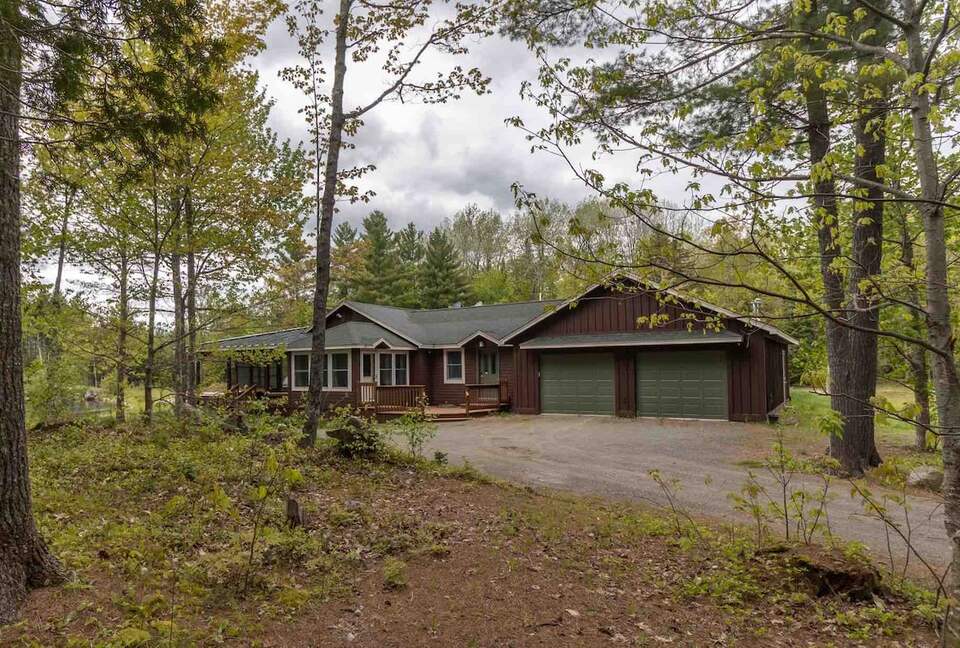 Tranquil Forest Retreat with Private Pond Access - New Portland, Maine