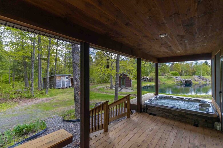 Tranquil Forest Retreat with Private Pond Access - New Portland, Maine