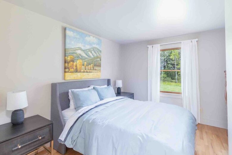 Tranquil Forest Retreat with Private Pond Access - New Portland, Maine
