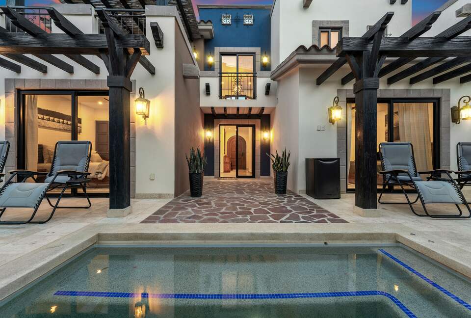 Elegant Oceanview Cabo Beach Villa with Rooftop Terrace & Club Access - Cabo San Lucas, Baja California Sur, Mexico