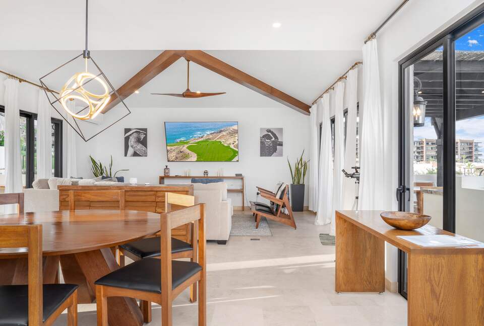 Elegant Oceanview Cabo Beach Villa with Rooftop Terrace & Club Access - Cabo San Lucas, Baja California Sur, Mexico