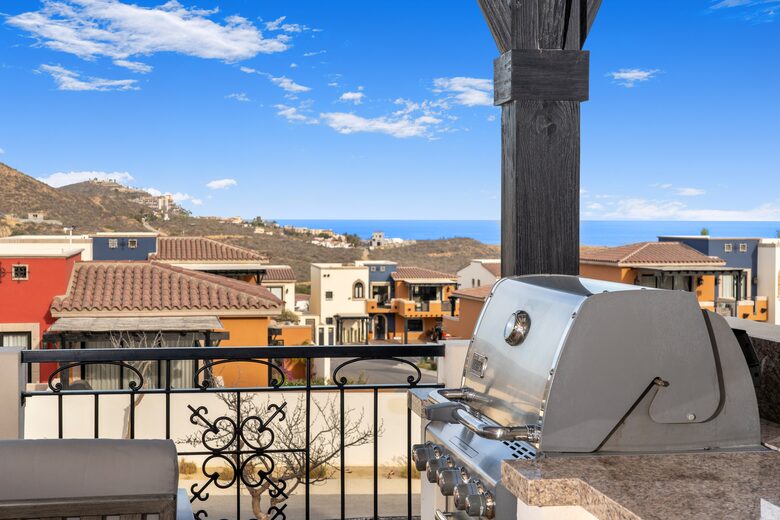Elegant Oceanview Cabo Beach Villa with Rooftop Terrace & Club Access - Cabo San Lucas, Baja California Sur, Mexico