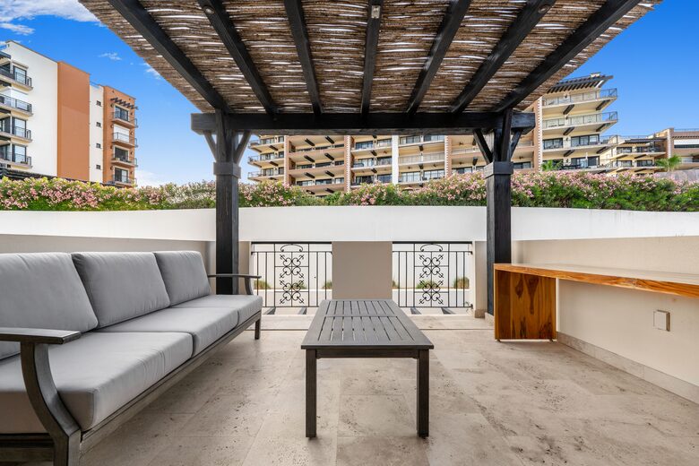 Elegant Oceanview Cabo Beach Villa with Rooftop Terrace & Club Access - Cabo San Lucas, Baja California Sur, Mexico