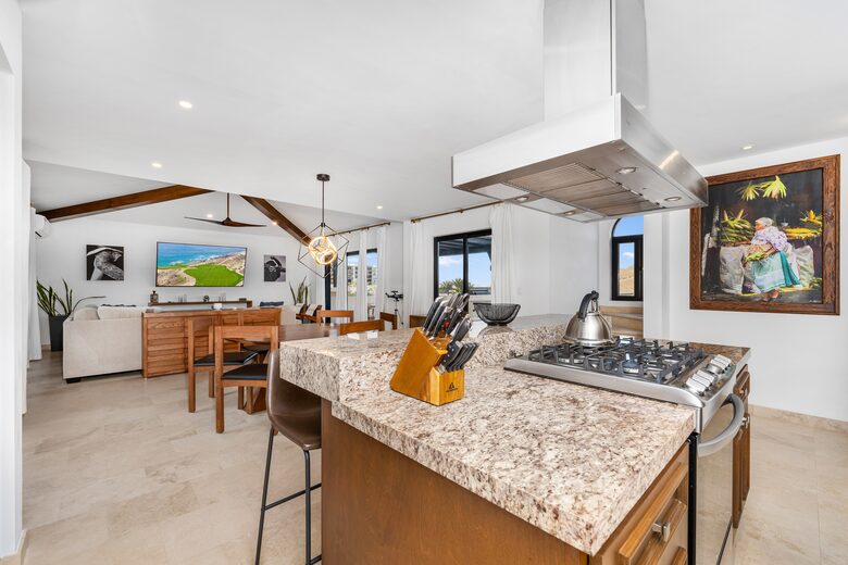 Elegant Oceanview Cabo Beach Villa with Rooftop Terrace & Club Access - Cabo San Lucas, Baja California Sur, Mexico